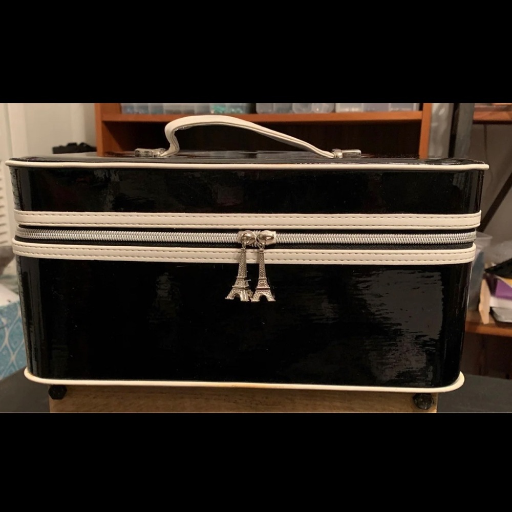 Lancôme Travel Make-Up case!